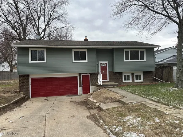 5589 Marine Pkwy, Mentor On The Lake, OH 44060