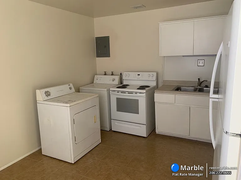 3513 Eastern Ave SE — Photo 5