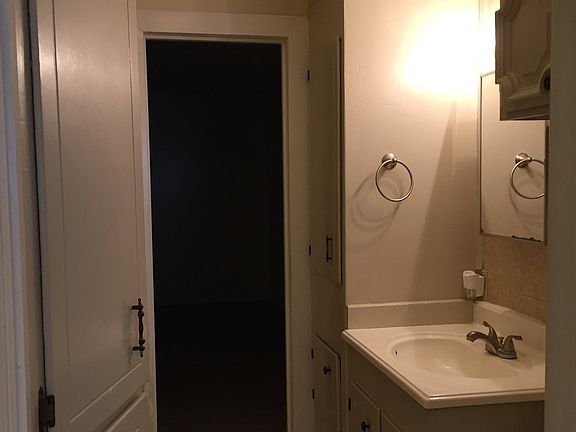5th image of 1101 Palmetto Ave #A