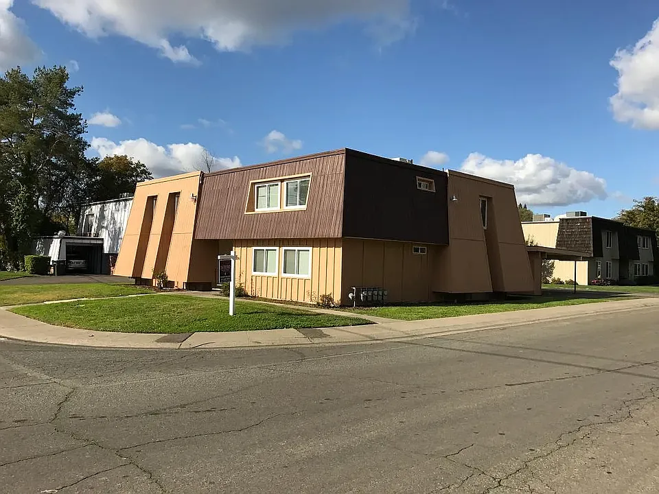 2809 Matheson Way #3