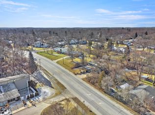271 N Hewitt Rd, Ypsilanti, MI 48197