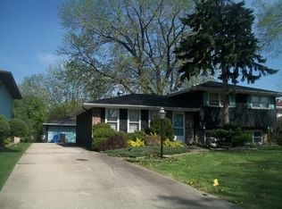7945 S 86th Ave, Justice, IL 60458