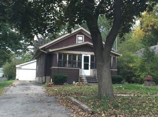 1136 Pearl St, Aurora, IL 60505