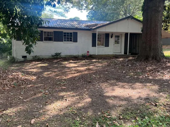 327 Roxbury Dr, Riverdale, GA 30274