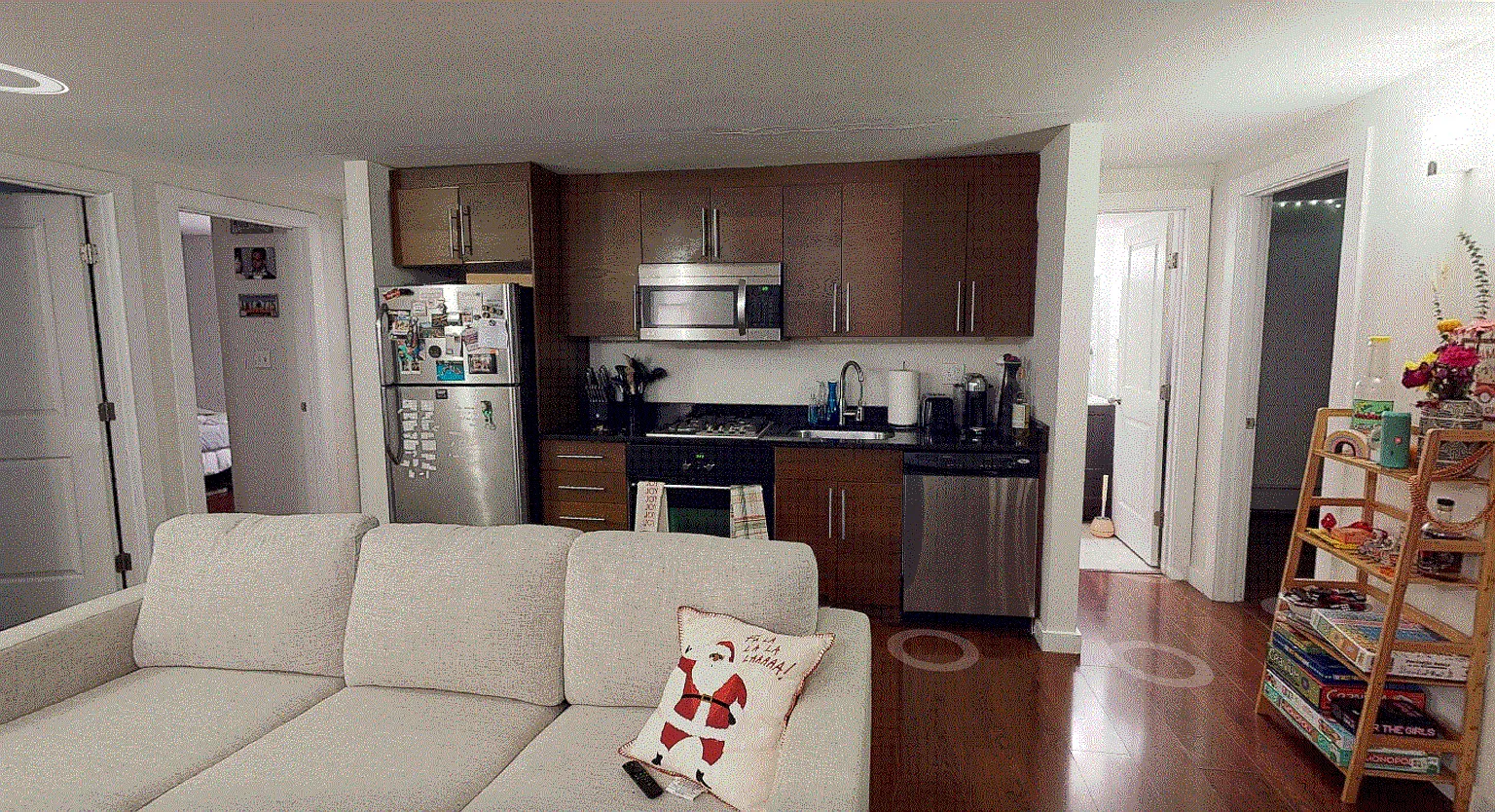 Charming 4 Bedroom-No Broker Fee — Photo 1
