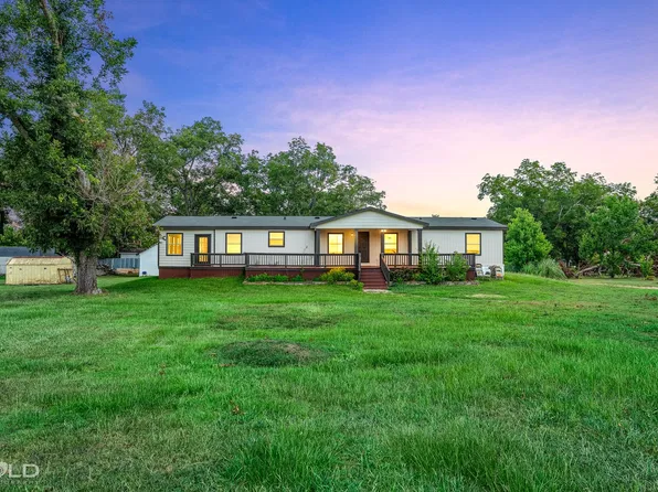 660 Red Chute Ln, Bossier City, LA 71112
