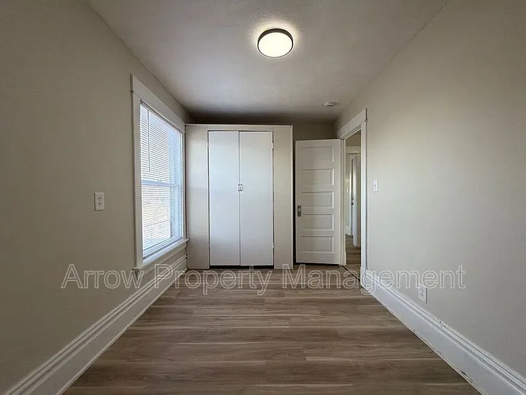 2121 Washington St #4 — Photo 7