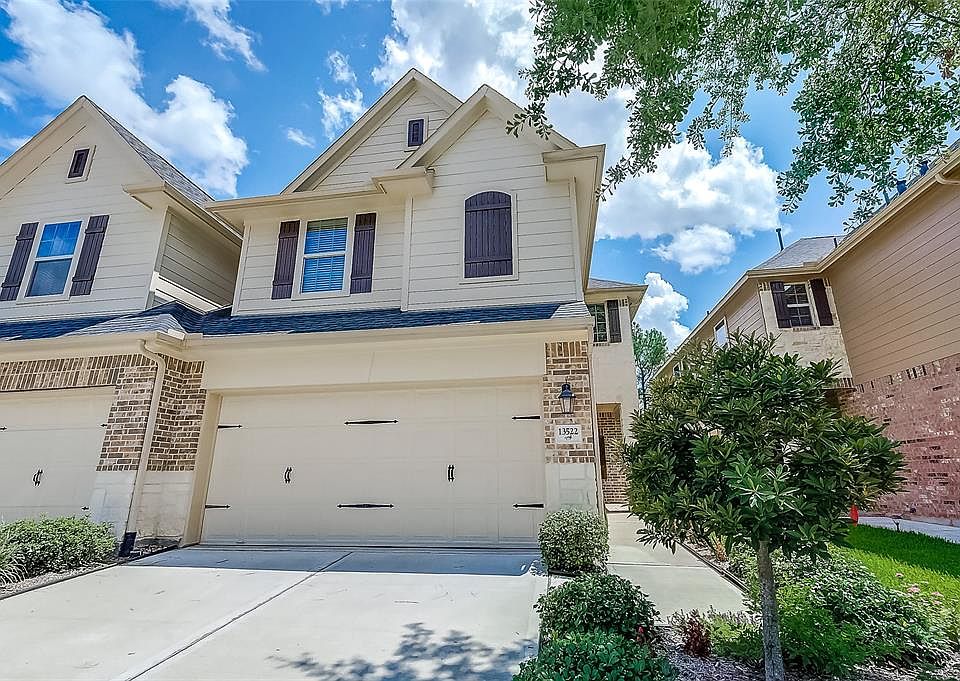 Lily☺︎♪です。 13522 Fawn Lily Dr, Cypress, TX 77429 | Zillow