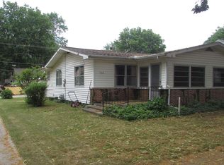 108 N Pollard Ave, Manito, IL 61546