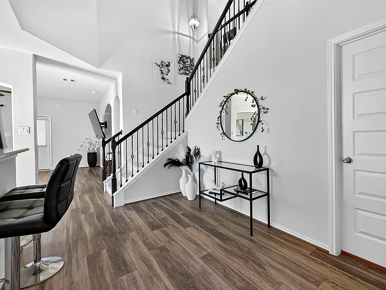 1601 Darwin Cedar Dr — Photo 11
