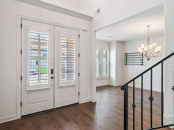 4th image of 4713 Emmas Cir W