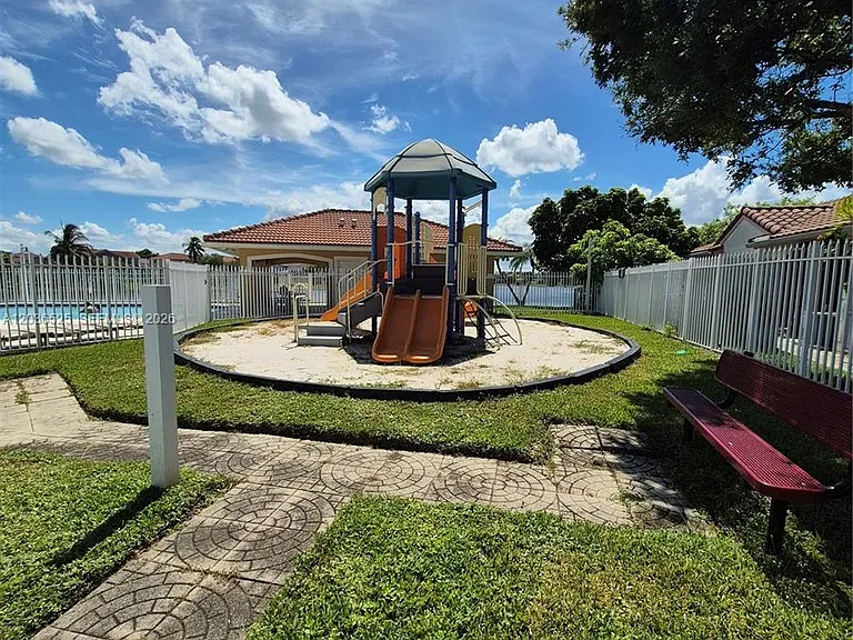 2176 NW 184th Way — Photo 22