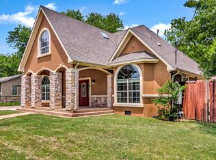 2351 Longhorn St #B, Dallas, TX 75228