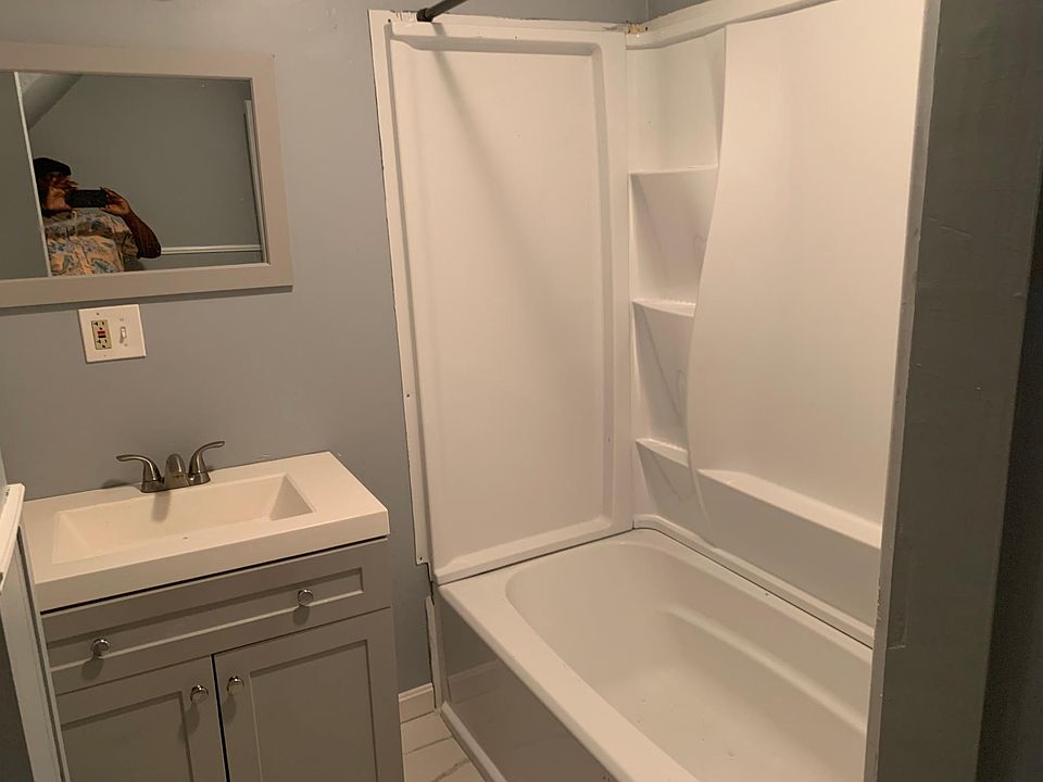 1st image of 27 Rose Glen St #1 & 2