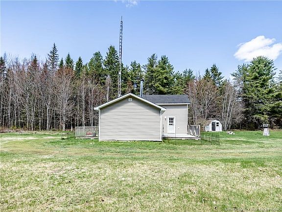 5th image of 561 Gray Rd