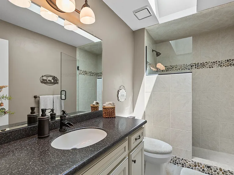 107 Gallatin Dr #B — Photo 28