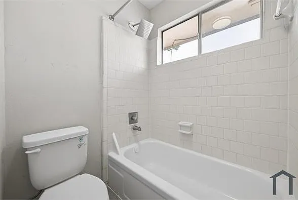 11820 Spring Grove Dr — Photo 27