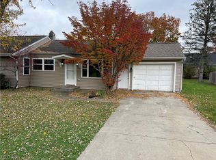 5475 Clay St, Louisville, OH 44641