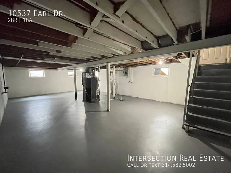 10537 Earl Dr — Photo 9