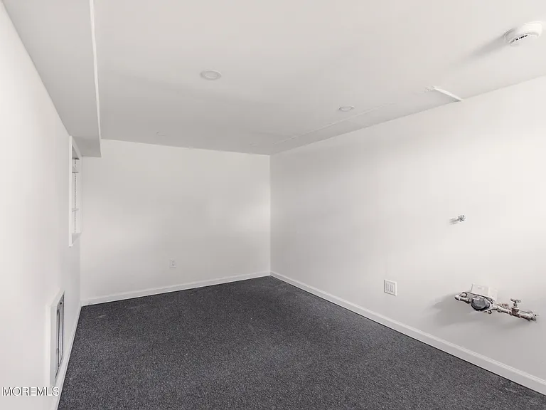 1041 Mulberry Pl — Photo 15