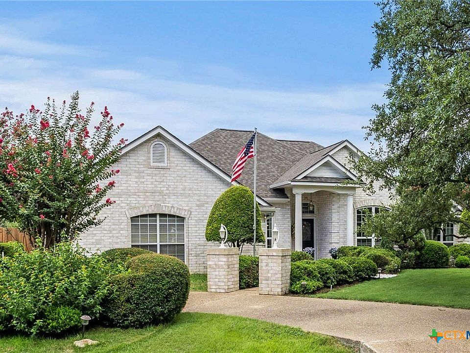 1st image of 807 Blaylock Cir