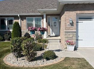 9520 W 106th Pl, Saint John, IN 46373