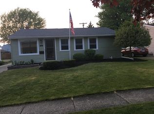 42 Fairhaven Dr, Cheektowaga, NY 14225