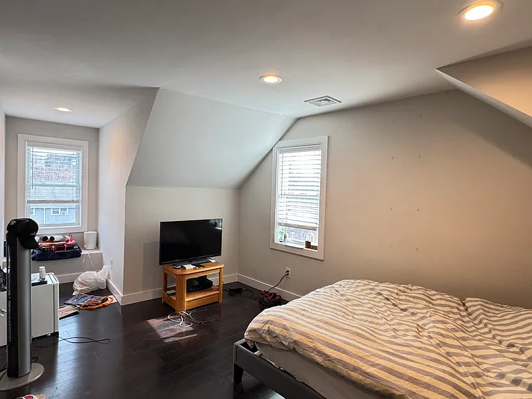 1 Cedar St #1 — Photo 63