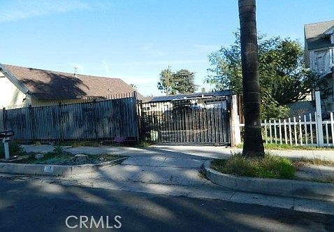 1st image of 117 N Orange Ave