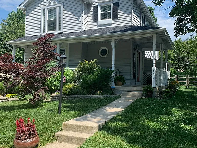 10811 Topbranch Ln — Photo 1