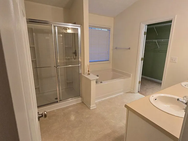 1451 Beckley Pte — Photo 10