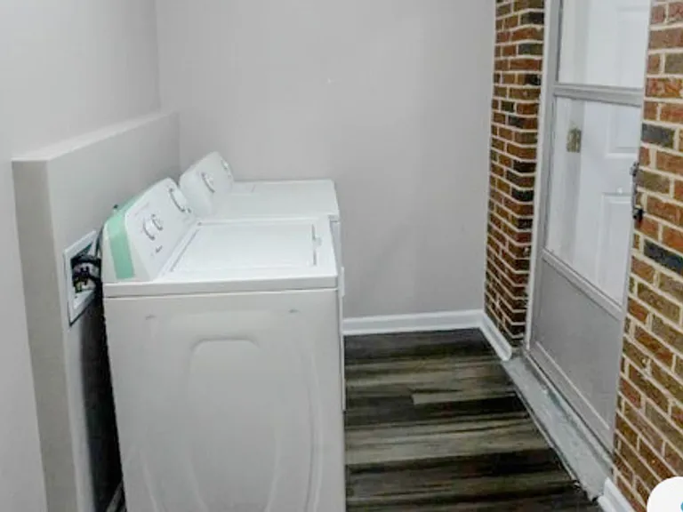 116 Campbell St — Photo 4
