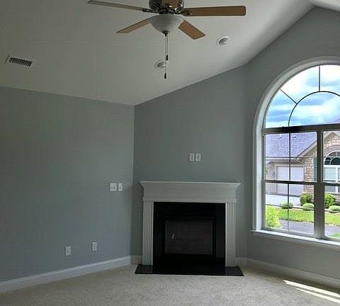 2nd image of 803D Wynnshire Dr