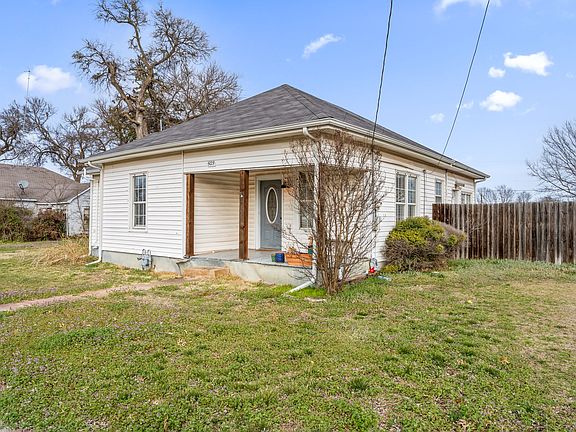 2nd image of 503 N Pearl St