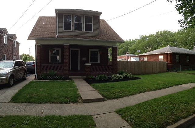 2nd image of 1520 Sycamore St