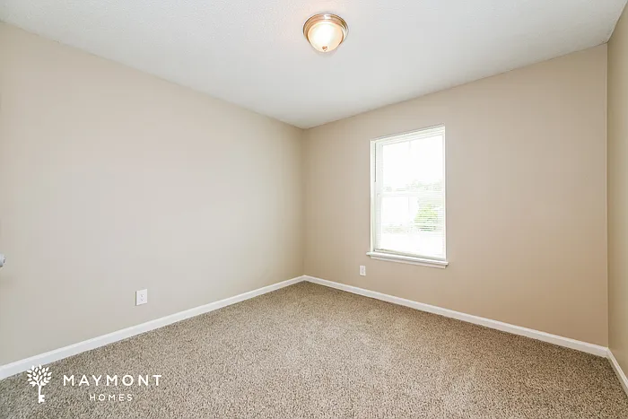 515 Cedar Park Cir — Photo 12