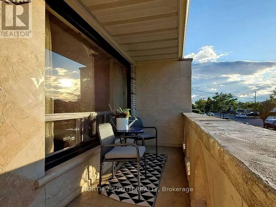 3 bed, $3,200 — Photo 2