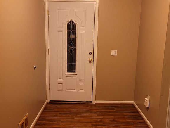 3rd image of 33468 Bobrich St