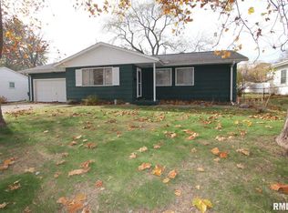 5621 N Arrow Dr, Peoria, IL