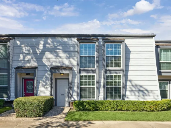 10147 Beekman Place Dr, Houston, TX 77043