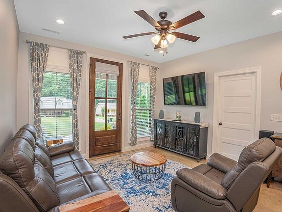 2nd image of 1096 Rain Tree Dr