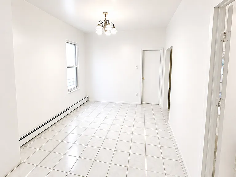 116 Bay 50 St #2 — Photo 8