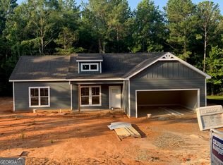 1511 Wisteria Dr, West Point, GA 31833