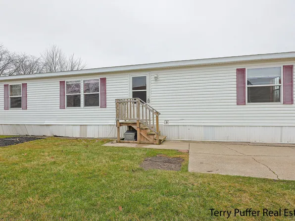 4460 Oakland Dr #142, Allendale, MI 49401