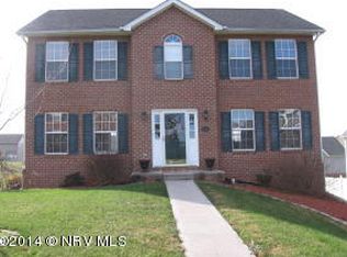 240 Berkshire Dr, Christiansburg, VA 24073