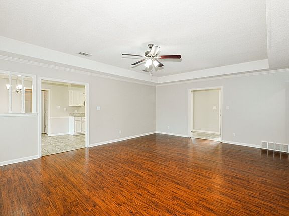 5th image of 4378 Bunker Hill Dr