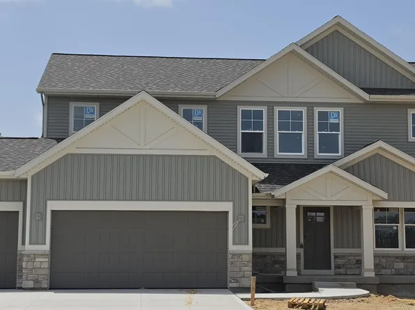 11614 Weatherby Dr SE #147, Lowell, MI 49331