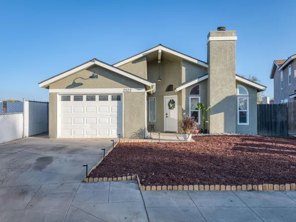 2322 N Cecelia Ave, Fresno, CA 93722