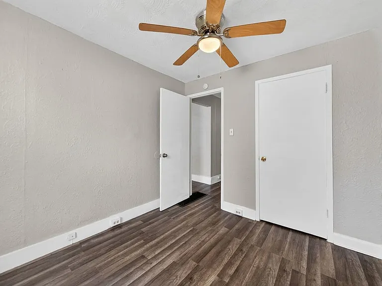 5635 Hodiamont Ave — Photo 9