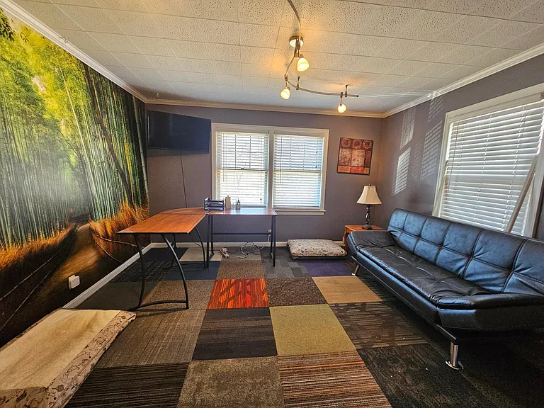 4111 E Pleasant Run Parkway South Dr — Photo 22